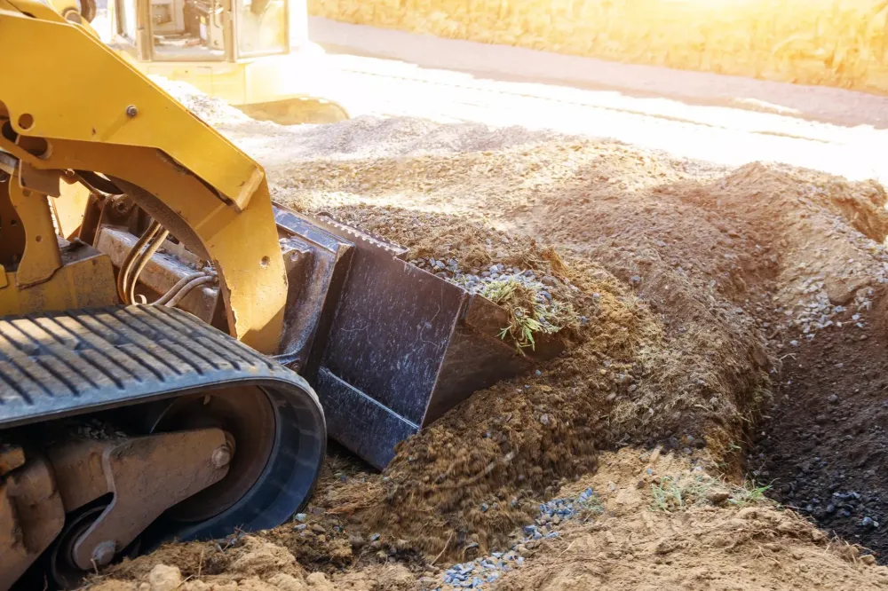 Travaux de terrassement près de Charlieu